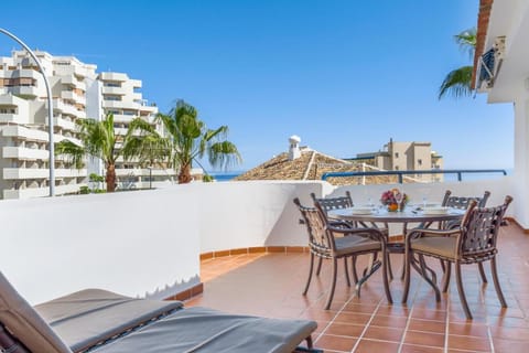 Sahara Sunset Apartment hotel in Benalmadena