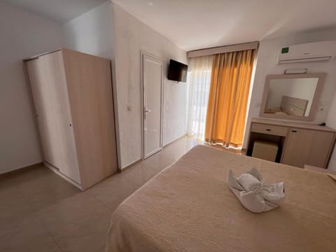 Hanioti Grand Victoria Hotel in Chaniotis