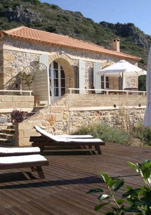 Katikies Manis Apartment in Messenia