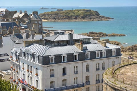 Hôtel de France et Chateaubriand Hotel in St-Malo