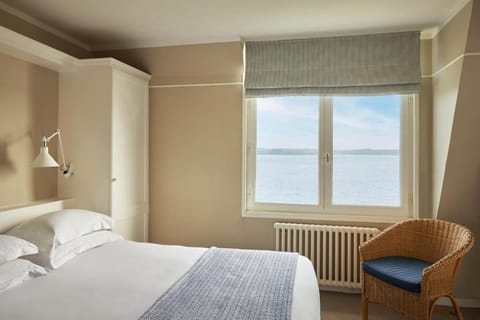 Le Grand Hotel des Bains Hotel in Locquirec