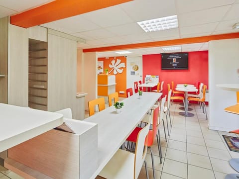 Premiere Classe Melun Senart - Vert Saint Denis Hotel in Île-de-France