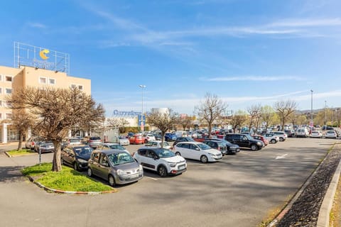 Comfort Hotel Montlucon Hotel in Montluçon