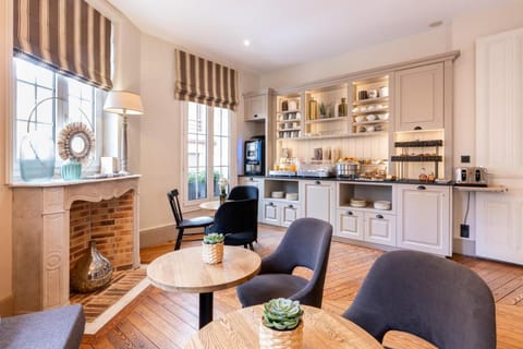 Hôtel Le Fer à Cheval Hotel in Deauville