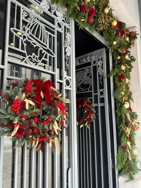 Hostellerie Du Chapeau Rouge Hotel in Dijon