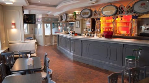 Hôtel Les Frangins Hotel in Hauts-de-France