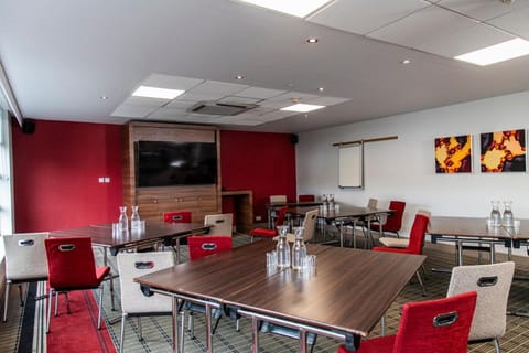 Holiday Inn Express - Glasgow Airport By IHG Hotel in Paisley