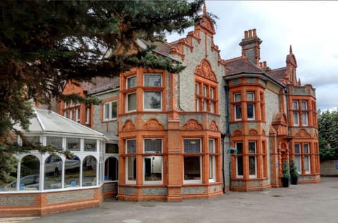 Sure Hotel by Best Western Reading Hotel in Reading