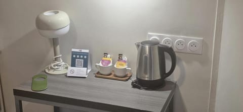 Hipotel Paris Voltaire Bastille Hotel in Paris