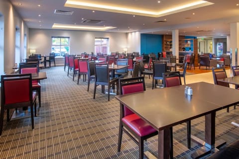 Holiday Inn Express Birmingham Oldbury By IHG Hotel in Oldbury