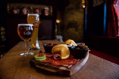 The Black Boy Inn Hotel in Caernarfon