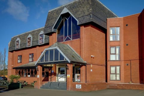 The Hillcrest Hotel Hotel in Widnes