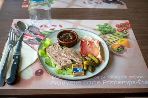 Campanile Rouen Sud - Parc Expo Hotel in Normandy