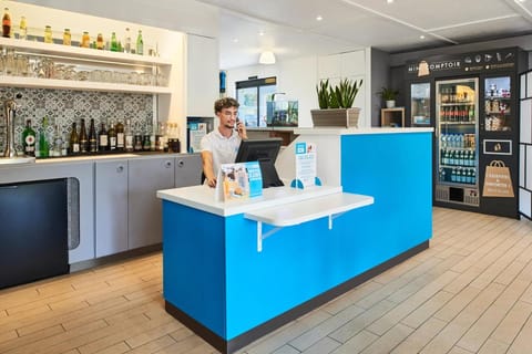 Kyriad Direct Strasbourg Ouest - Zénith Hotel in Eckbolsheim