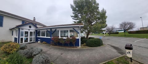 Kyriad Bourges Sud Hotel in Bourges