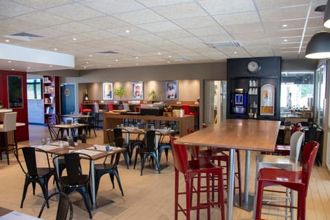 Campanile Dunkerque Sud - Loon Plage Hotel in Hauts-de-France