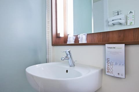 Campanile Le Havre Nord - Montivilliers Hotel in Le Havre