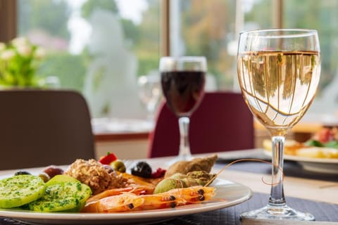 The Originals City Hôtel Marseille Aéroport Hotel in Marignane