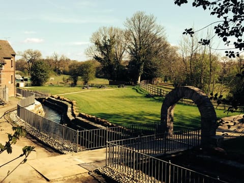 The Jacobean Hotel Hotel in Coventry