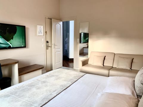 Best Western Hotel Des Voyageurs Hotel in Fougères