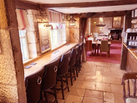 Inn For all seasons Inn in West Oxfordshire District