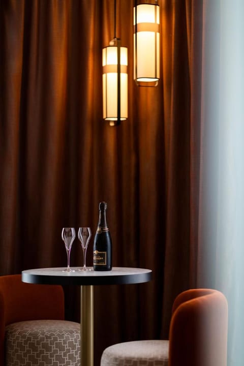 Oceania Le Conti Hotel in Brest