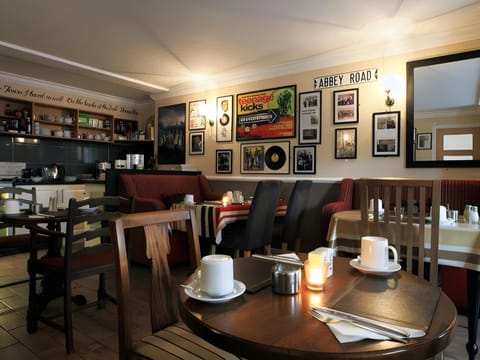 Abbey Bed And Breakfast Hotel in Londonderry