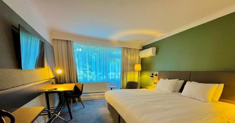 Holiday Inn Newport By IHG Hotel in Newport