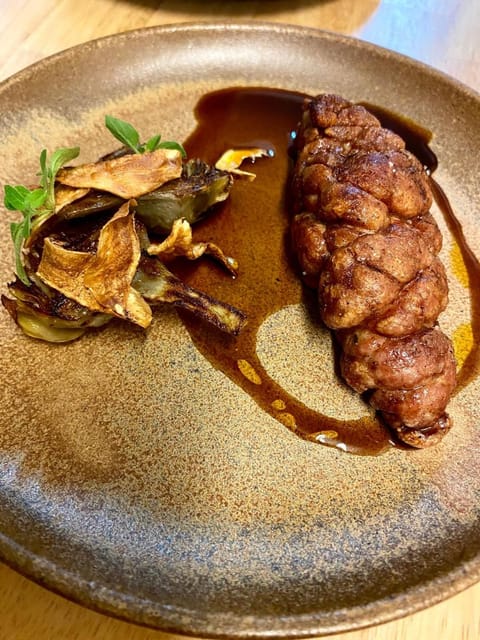 Logis Le Cheval Blanc et Le Clovis Hotel in Centre-Val de Loire