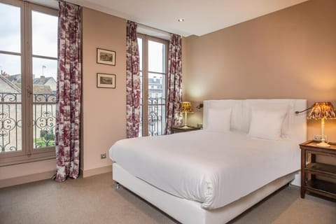 L'écu de Bretagne Hotel in Centre-Val de Loire