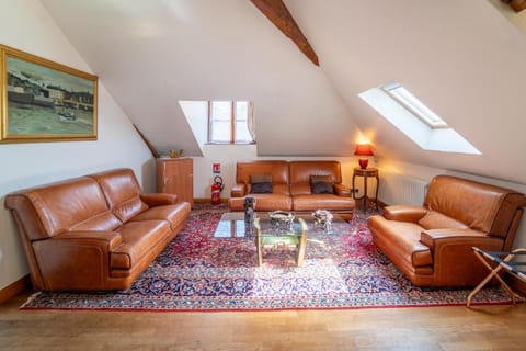 Hotel La Diligence Hotel in Honfleur