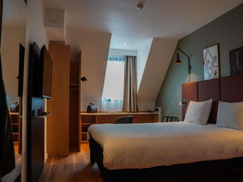 ibis Bayeux Port En Bessin Hotel in Normandy