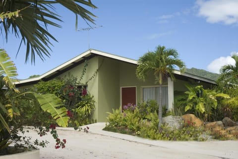 The Edgewater Resort & Spa Resort in Arorangi District