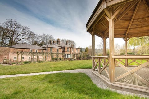 Alison House Hotel in Amber Valley