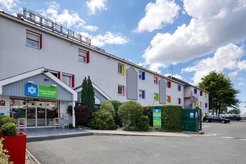 Sure Hotel by Best Western Nantes Saint-Herblain Hotel in Saint-Herblain