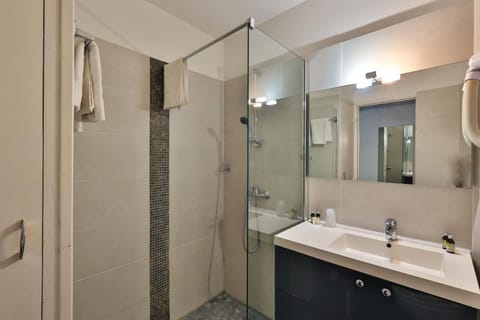 Logis Hôtel Castel Mouisson Hotel in Avignon