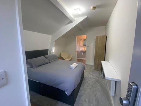 Woodland Lodge Bed and Breakfast in East Hertfordshire District