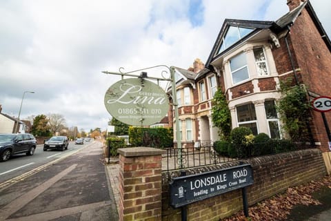Lina Guest House Hotel in Oxford