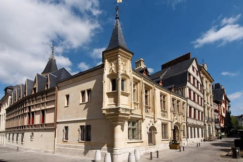 Hotel de Bourgtheroulde, Autograph Collection by Marriott Hotel in Rouen