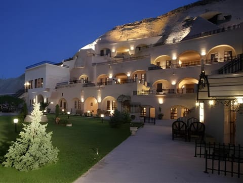 Avantgarde Refined Caves of Cappadocia Hotel in Kayseri, Türkiye