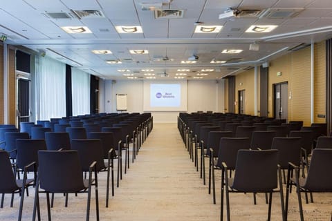 Hotel Inn Paris CDG Airport Hotel in Île-de-France