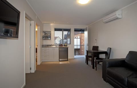 Atrium On Ulster Motel in Hamilton