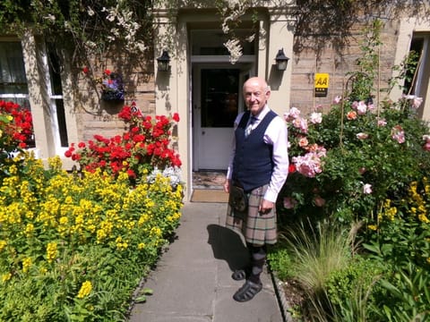 Averon Guest House Bed and Breakfast in Edinburgh