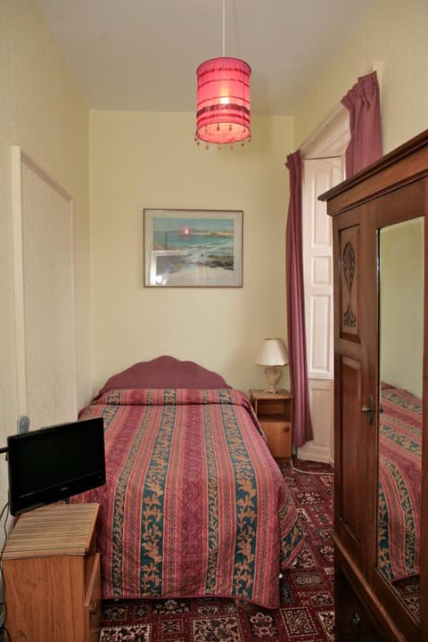 Averon Guest House Bed and Breakfast in Edinburgh
