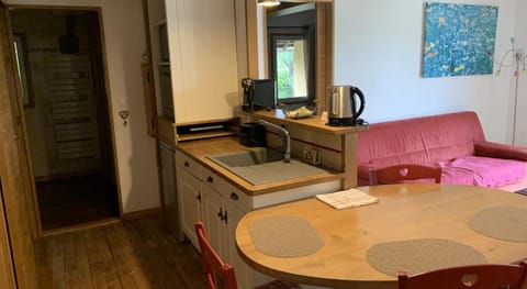 Le Clos des Tilleuls - D Day Home Hotel in Normandy