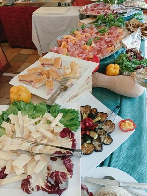 IHR Hotel Villa Emma Hotel in Alba