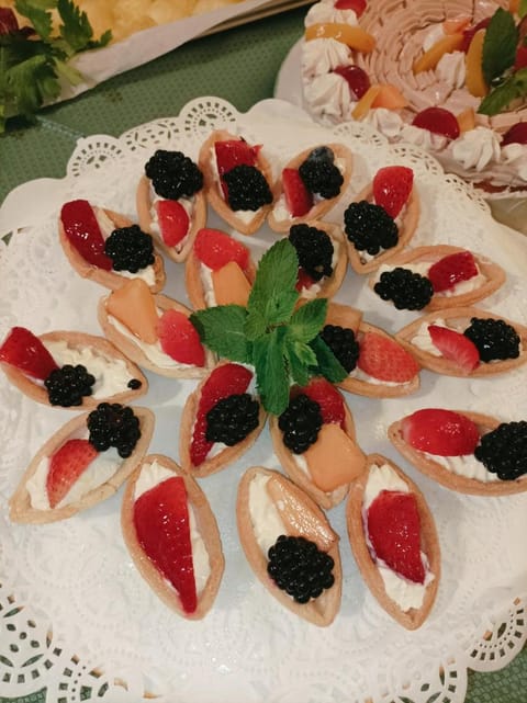 IHR Hotel Villa Emma Hotel in Alba