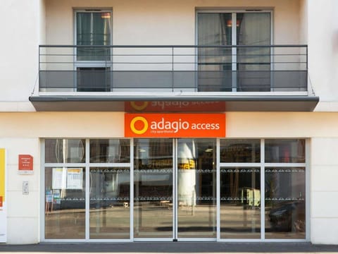 Adagio Access Poitiers Aparthotel Apartment hotel in Poitiers
