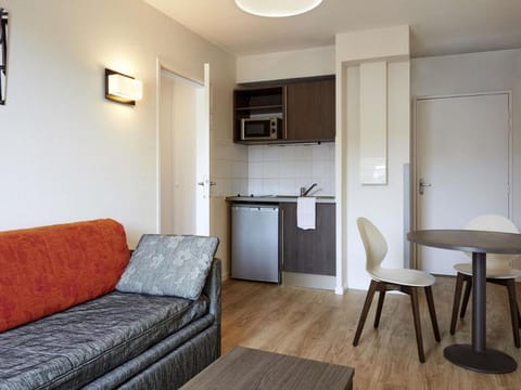 Adagio Access Poitiers Aparthotel Apartment hotel in Poitiers