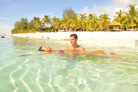 Crown Beach Resort & Spa Resort in Arorangi District